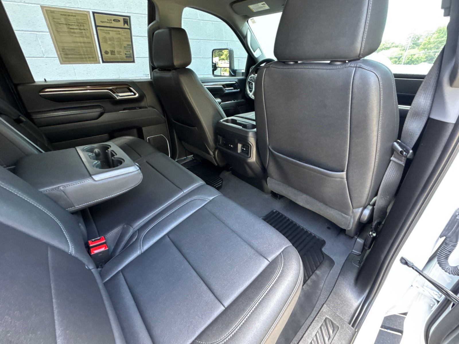 Used 2024 Summit White Chevrolet LT image 24