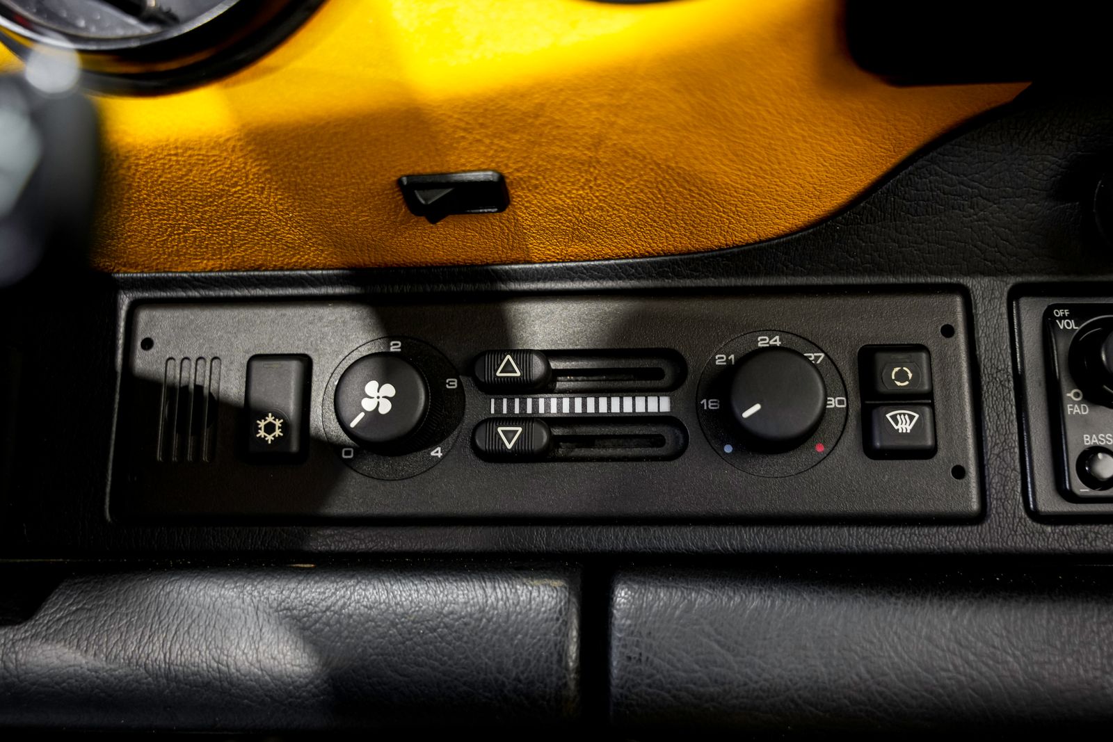 1993 Porsche 911 Speedster — photo 15