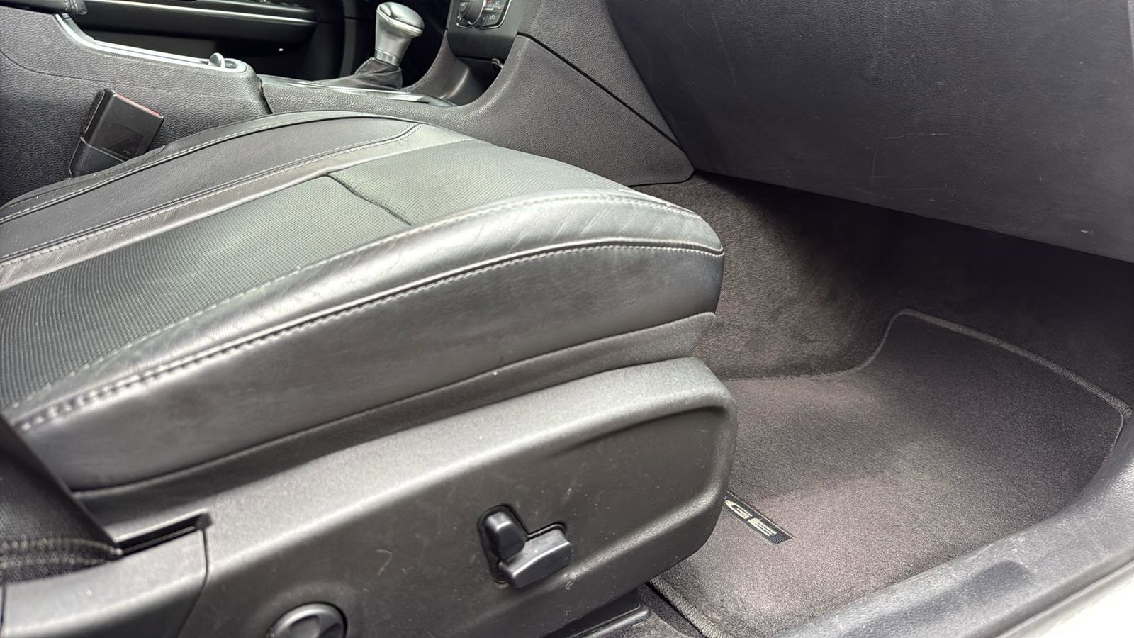 Used Car 2015 Dodge Charger  Sxt For Sale Under $15,000 In Austin, Texas