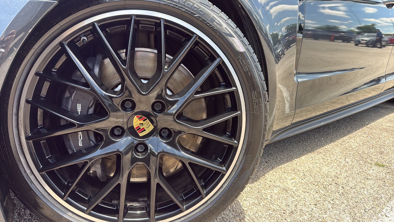 Used 2019  Porsche 4 image 28