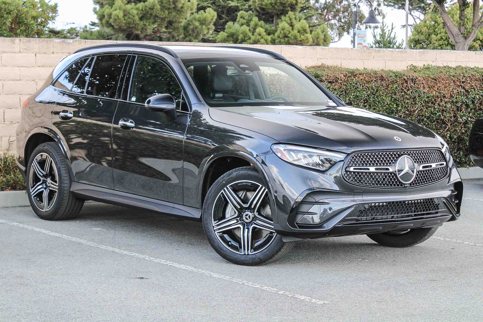 2026 Mercedes-Benz GLC Base's photo