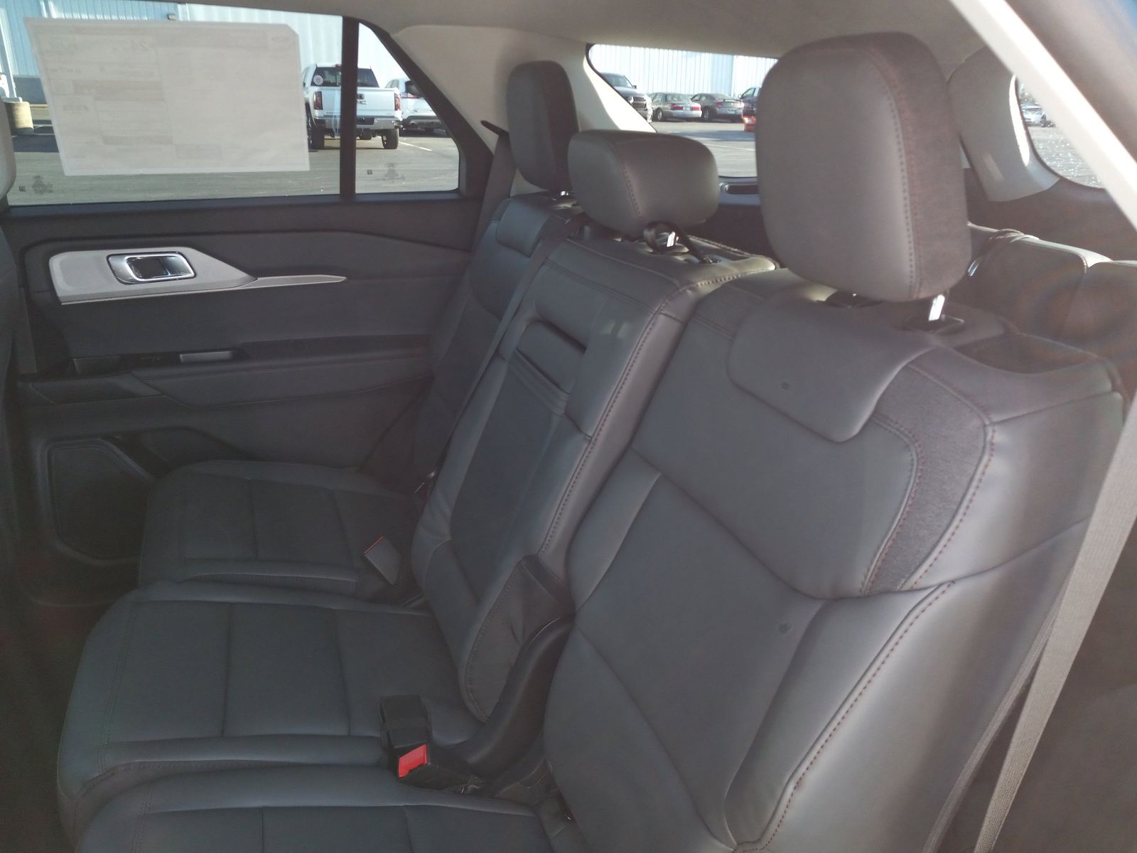 2026 Ford Explorer image 12