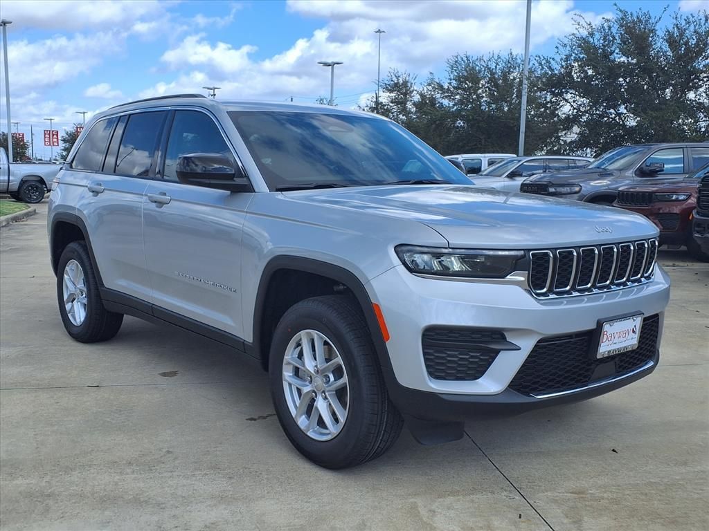 2025 Jeep Grand Cherokee Laredo - 1