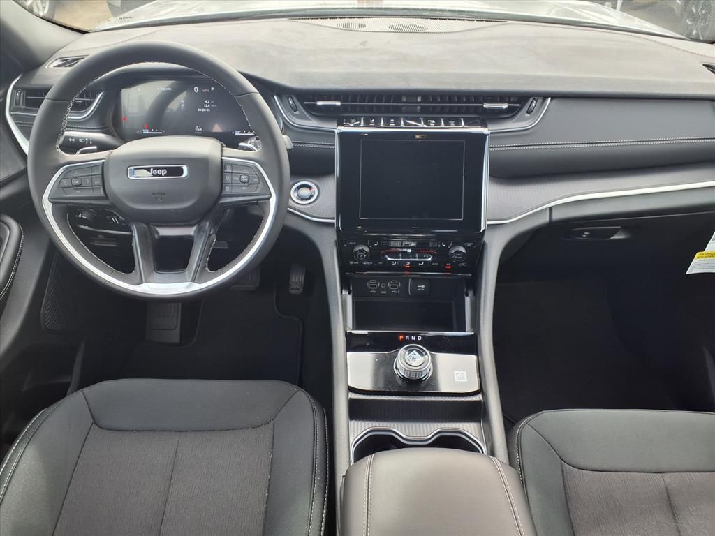 2025 Jeep Grand Cherokee Laredo X - 5