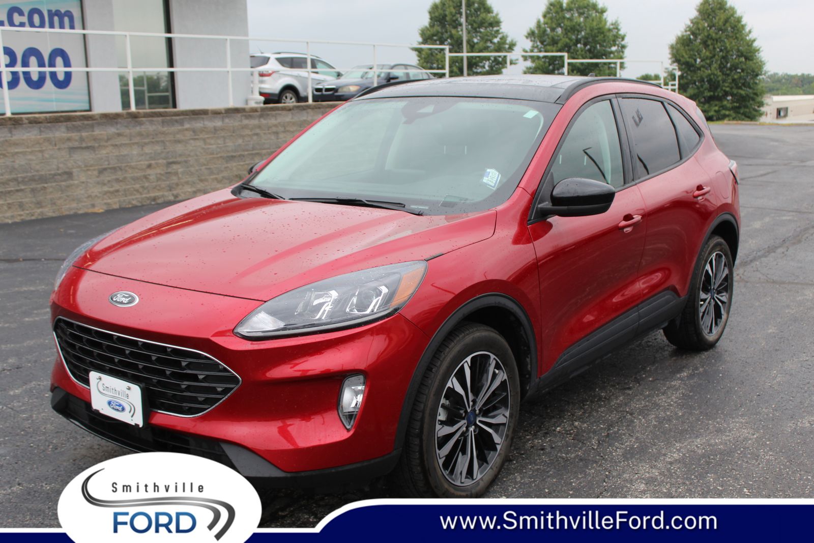 Rapid Red Metallic Tinted Clearcoat 2022 Ford Escape SUV / Crossover All-Wheel Drive 8-Speed Automatic