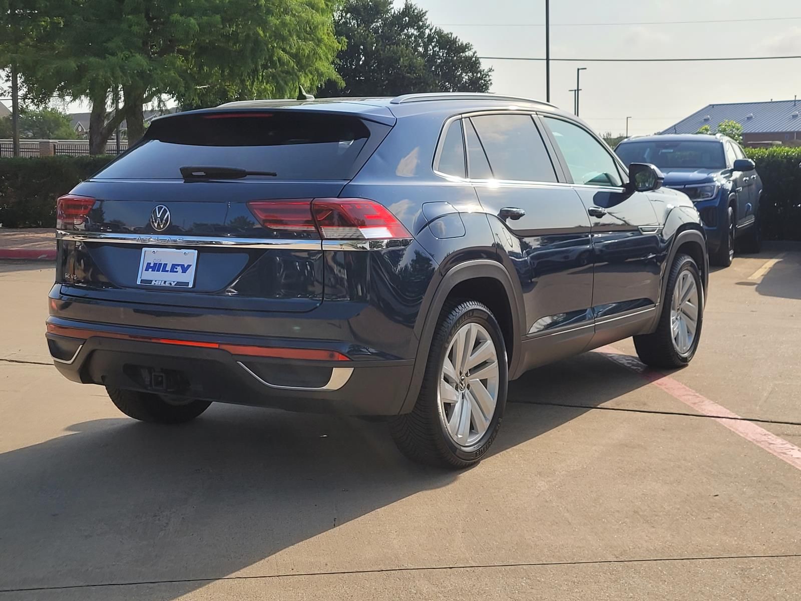 used 2022 Volkswagen Atlas Cross Sport car, priced at $22,000