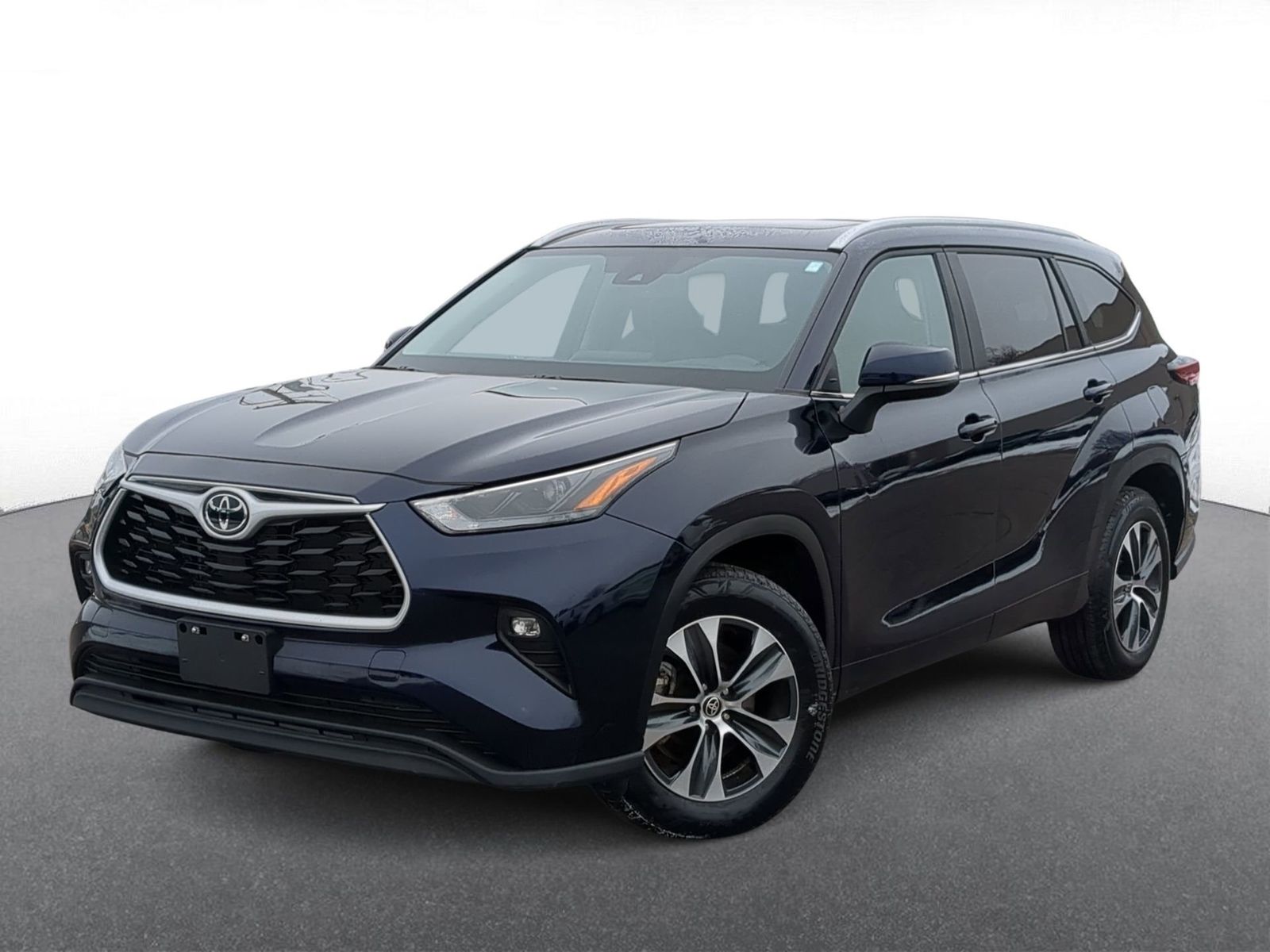 2025 Toyota Highlander XLE FWD
