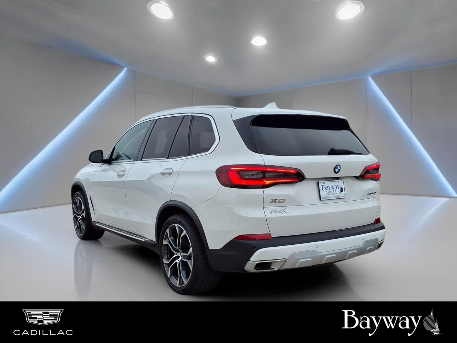 2023 BMW X5 sDrive40i White at Bayway Cadillac Southwest