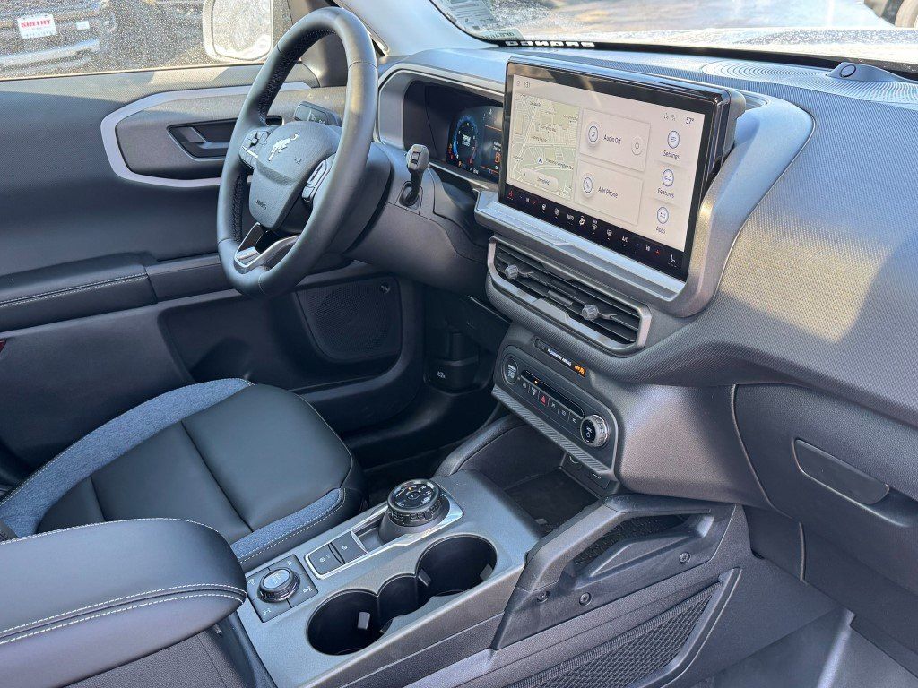 New 2025 Carbonized Gray Metallic Ford Outer Banks image 9