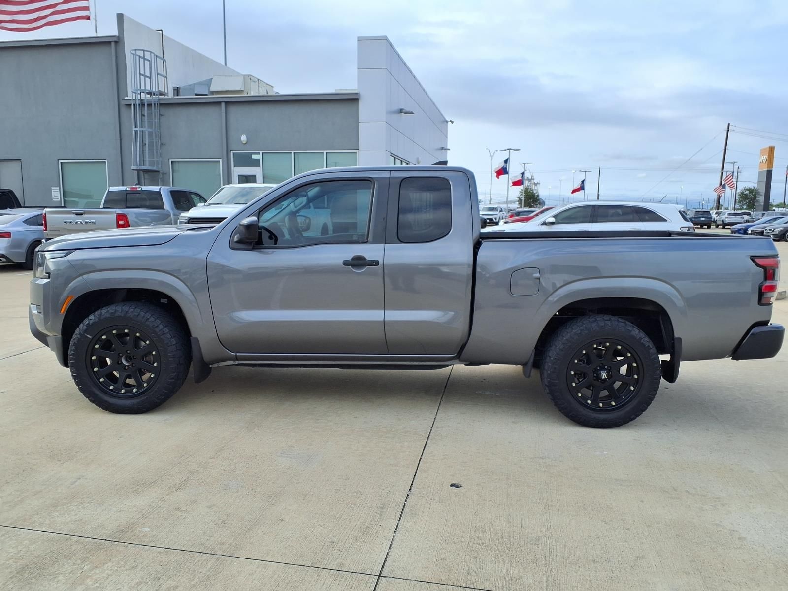2022 Nissan Frontier S Gray at Ultimate Motorsports