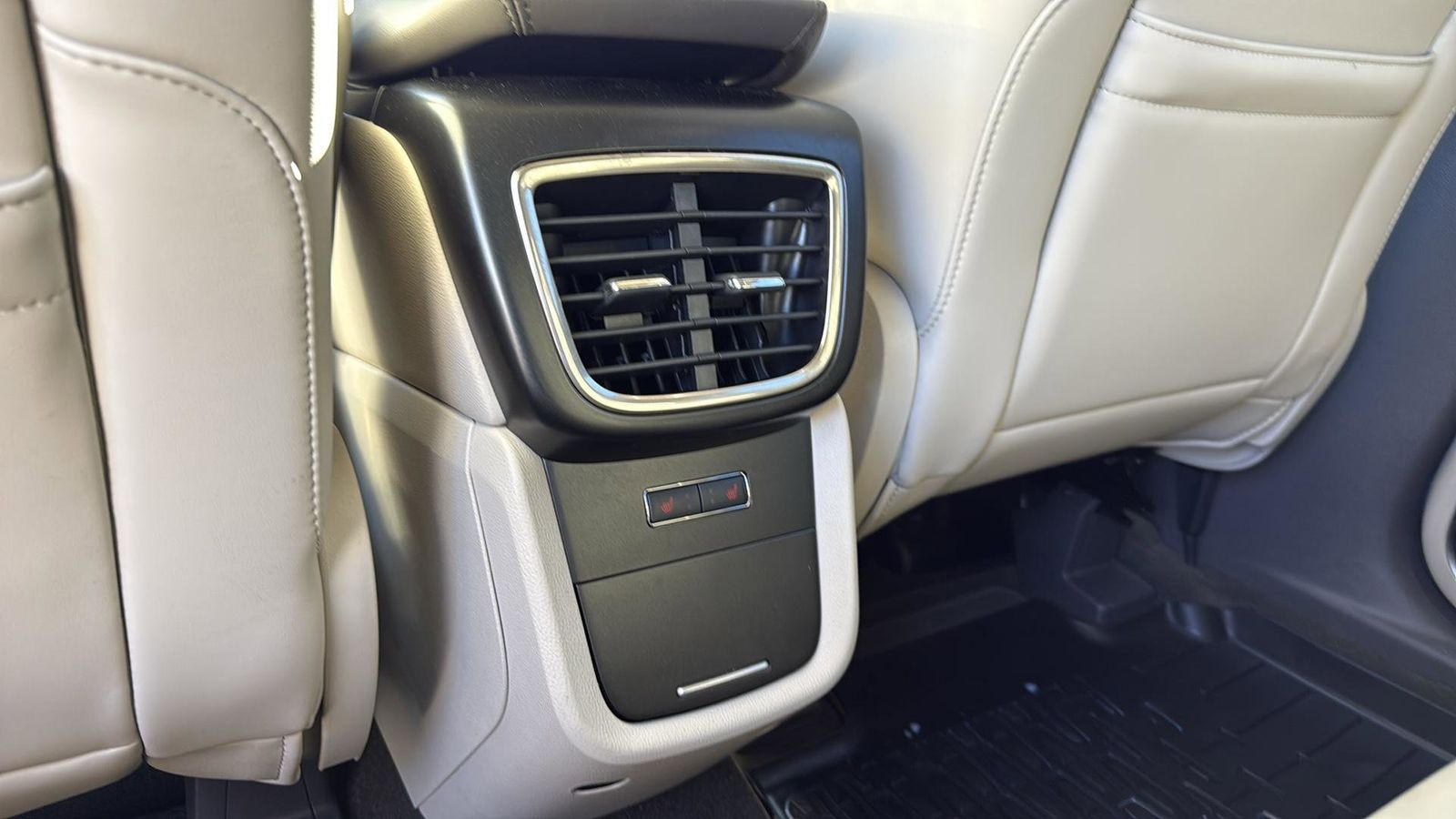 Used Car 2020 Lincoln Nautilus  Reserve For Sale Under $30,000 In Austin, Texas