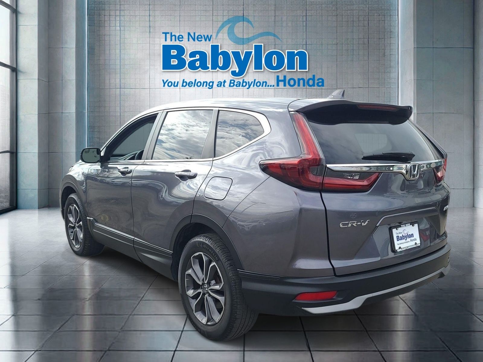 View vehicle photo 3