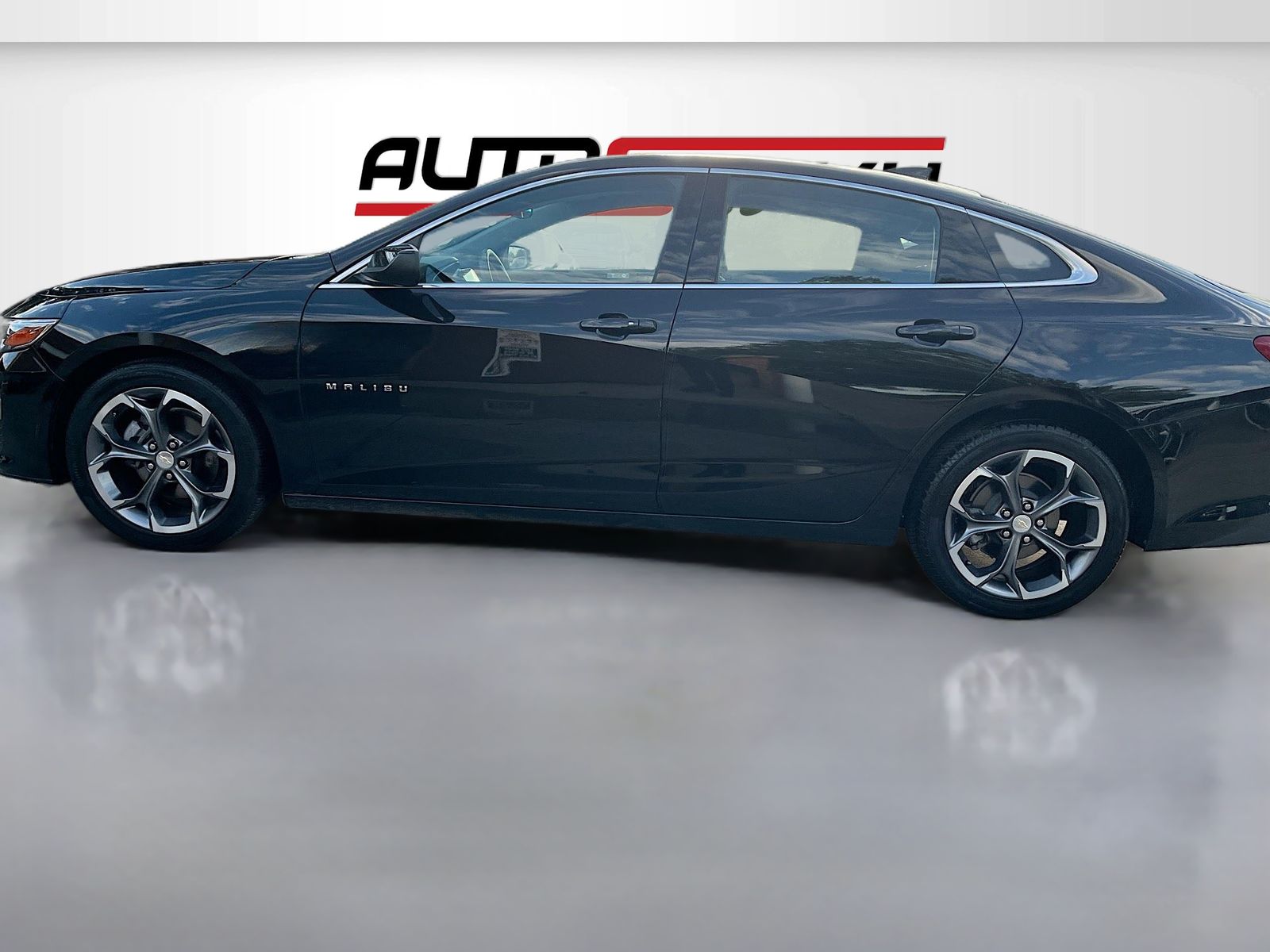 Used 2024 Black Chevrolet LT image 4