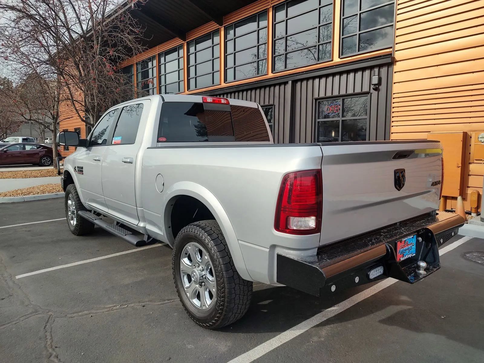 View vehicle photo 3