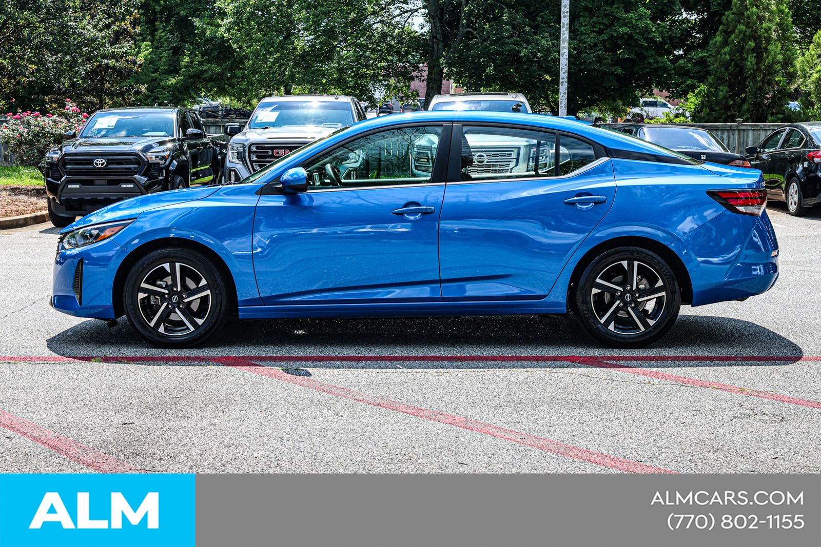 Used 2024 Blue Nissan SV image 10
