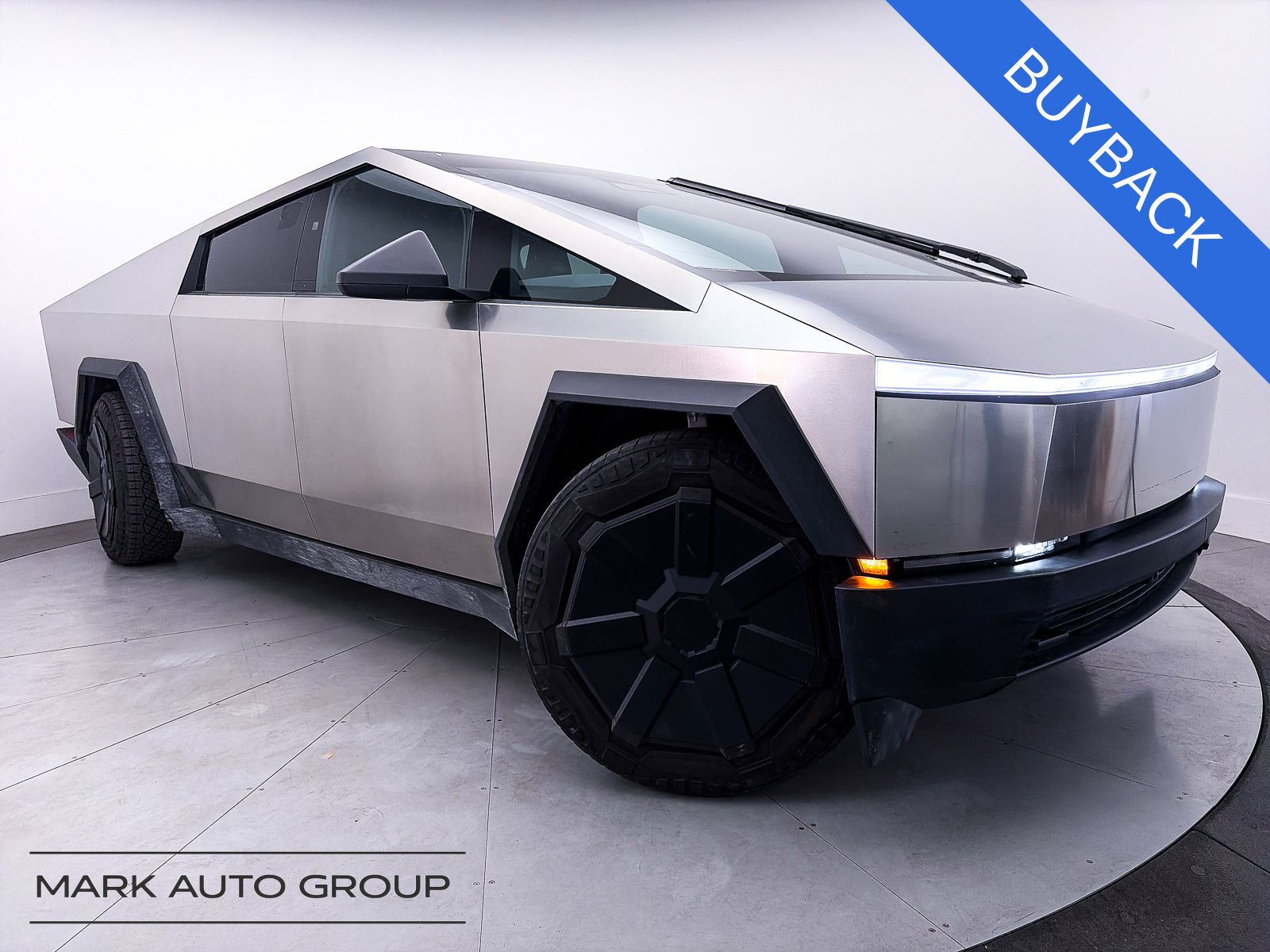2024 Tesla Cybertruck FOUNDATION