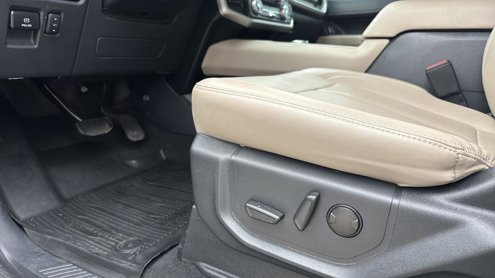 Used Car 2024 Ford Expedition  Xlt For Sale Under $50,000 In Austin, Texas