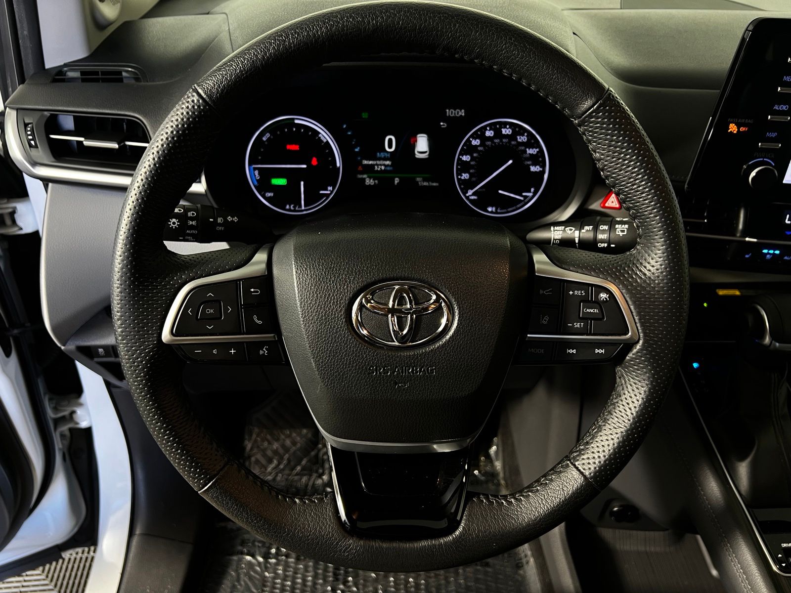 Thumbnail: 2022 Toyota Sienna - 9