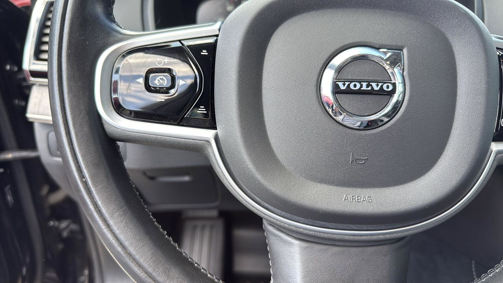 Used Car 2021 Volvo Xc90  T6 Inscription For Sale Under $35,000 In Austin, Texas