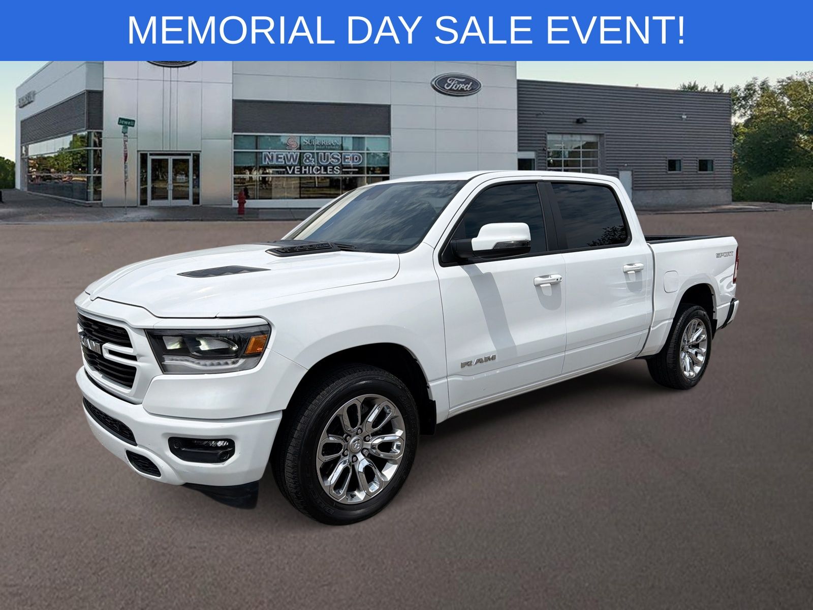 Bright White Clearcoat 2023 RAM 1500 Laramie Crew Cab 4WD Pickup Truck Four-Wheel Drive 8-Speed Automatic