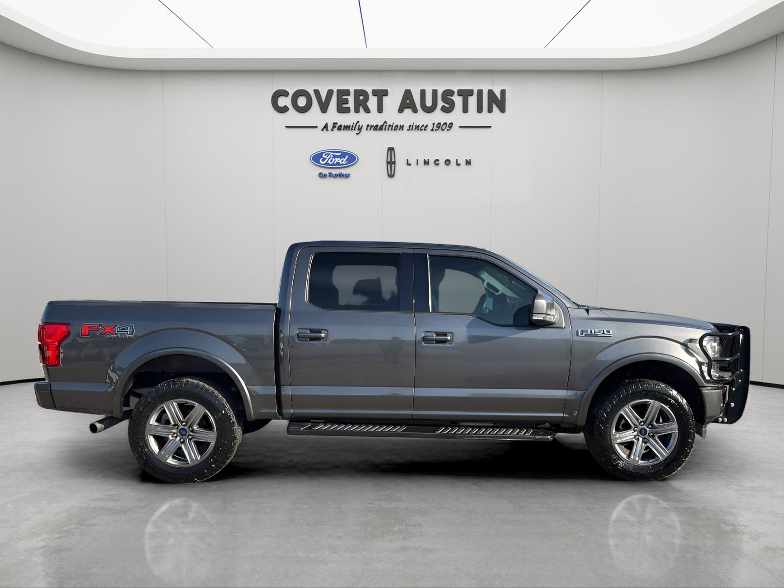 Used 2019 Gray Ford Lariat image 7