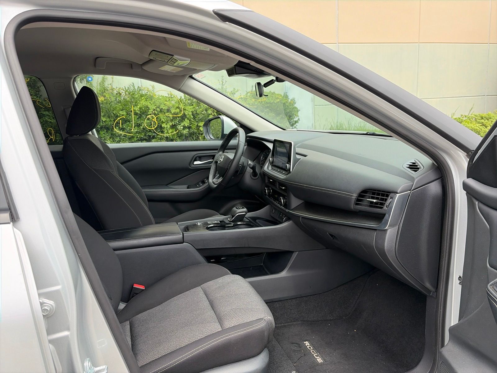 Used 2025 Silver Nissan SV image 13