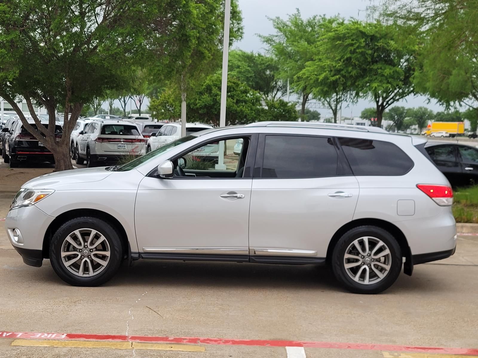 used 2015 Nissan Pathfinder car, priced at $11,500