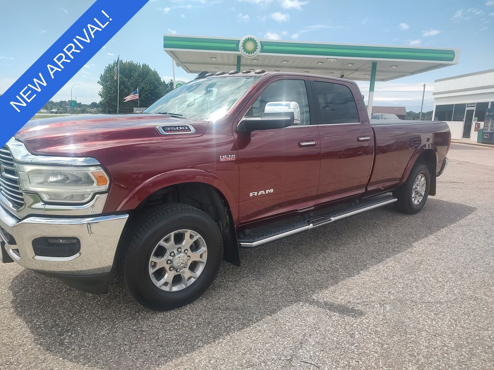 Delmonico Red Pearlcoat 2019 RAM 3500 Laramie Crew Cab LB 4WD Pickup Truck Four-Wheel Drive 8-Speed Automatic