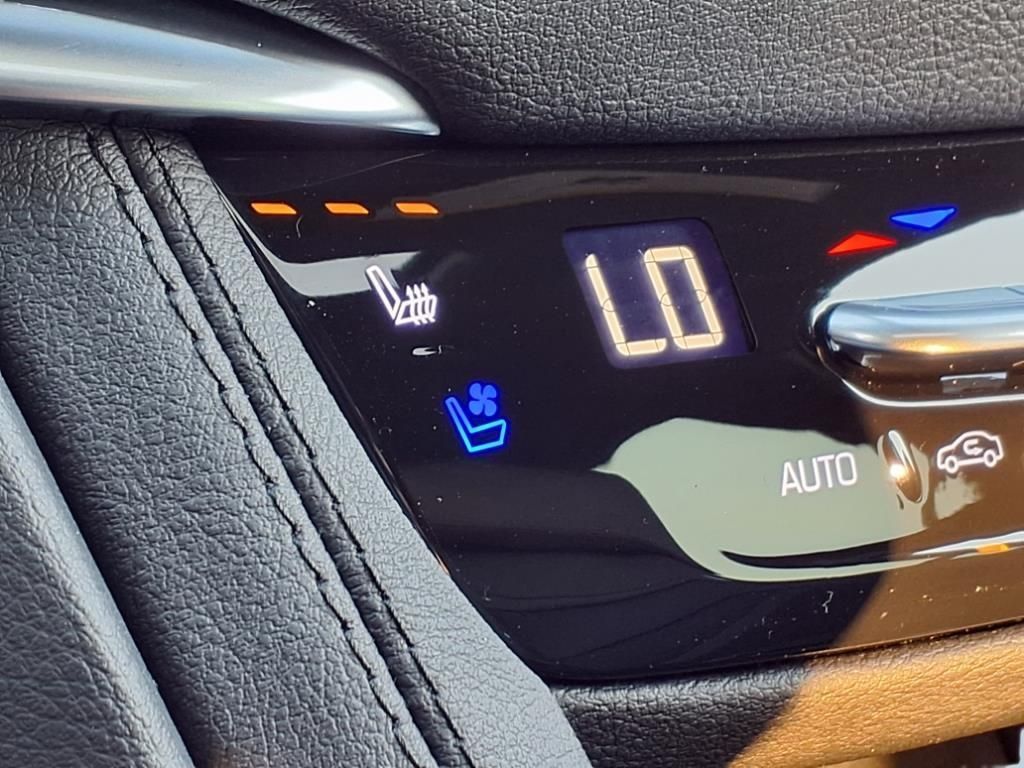 2025 Cadillac XT5 Sport - 10