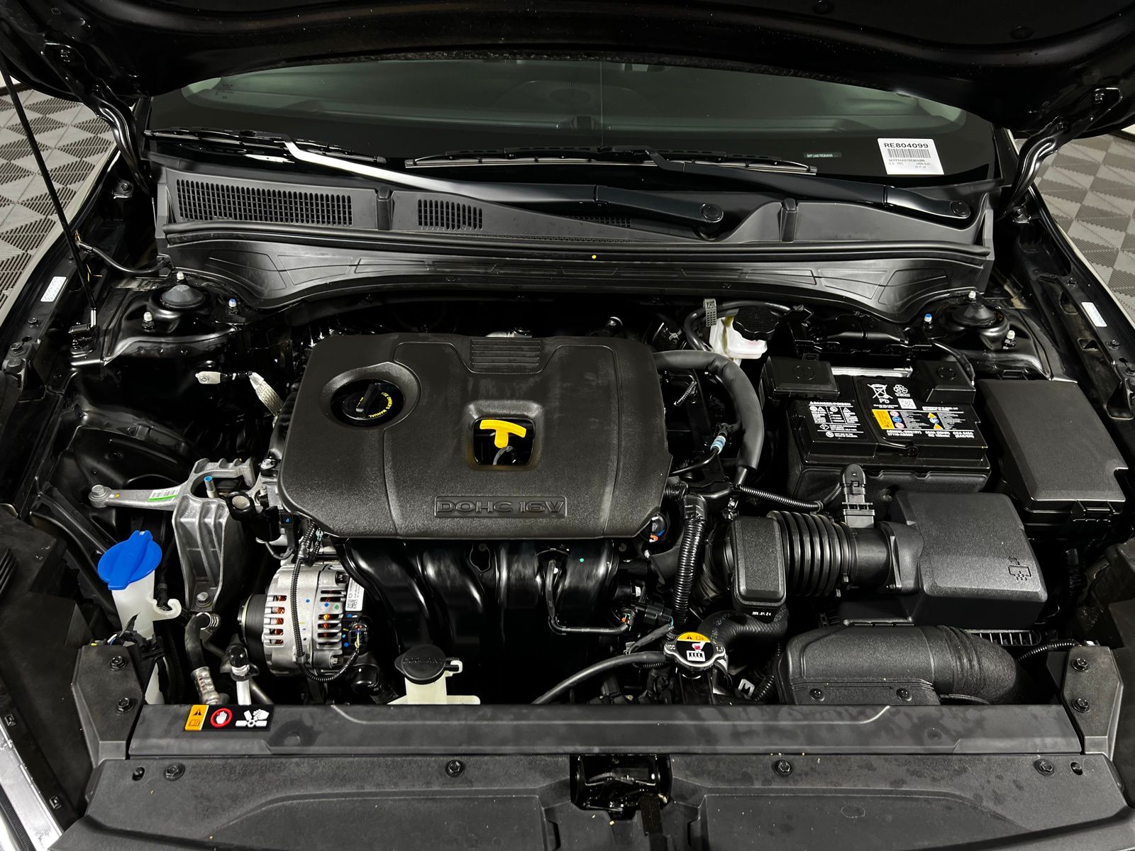 Thumbnail: 2024 Kia Forte - 9