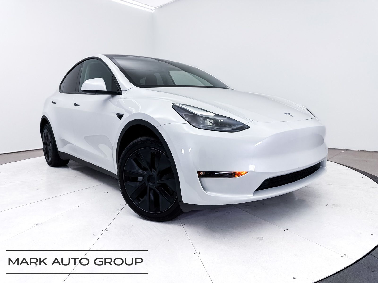 2025 Tesla Model Y Long Range AWD