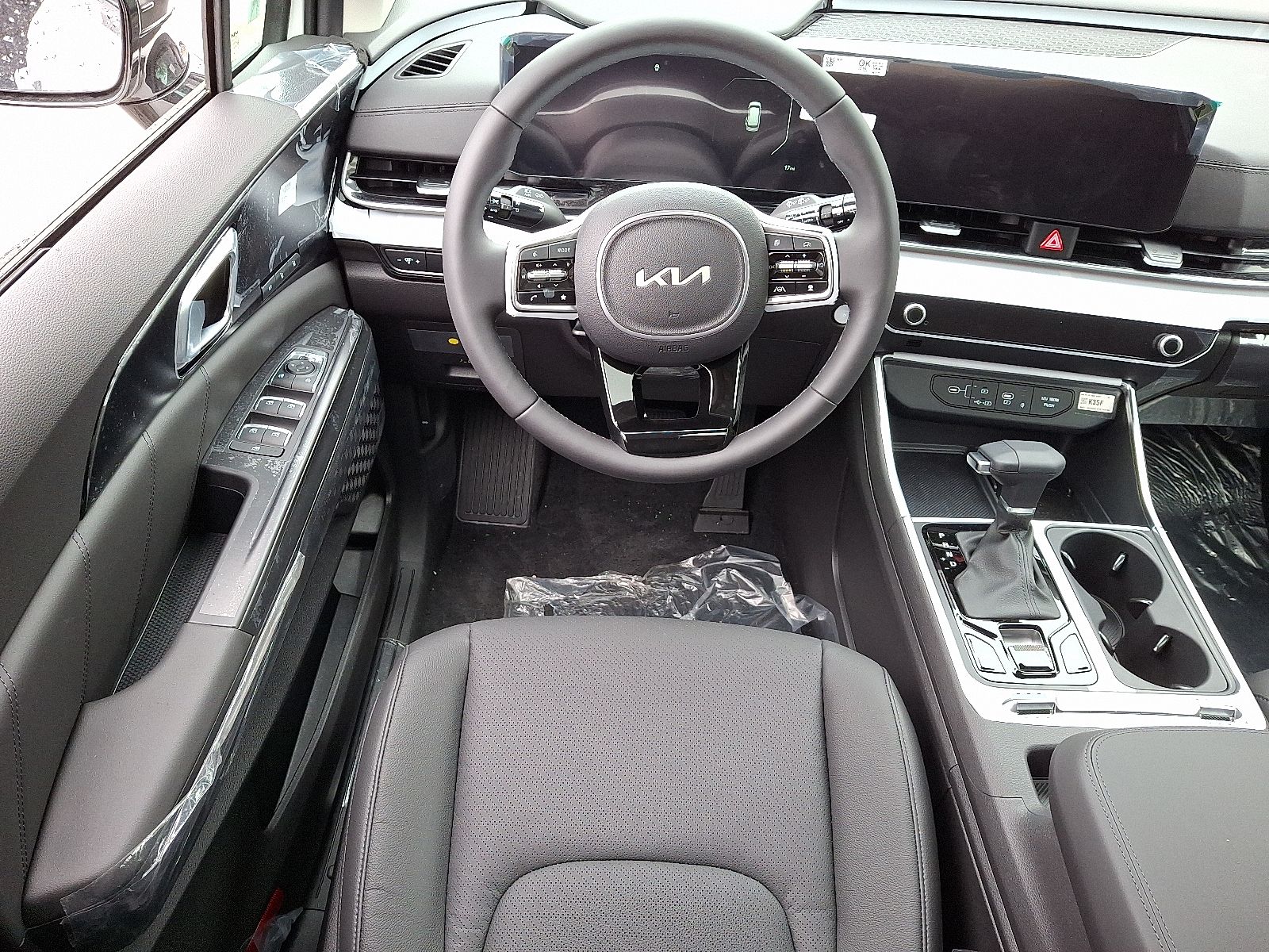 2025 Kia Carnival SX Prestige - Photo 11