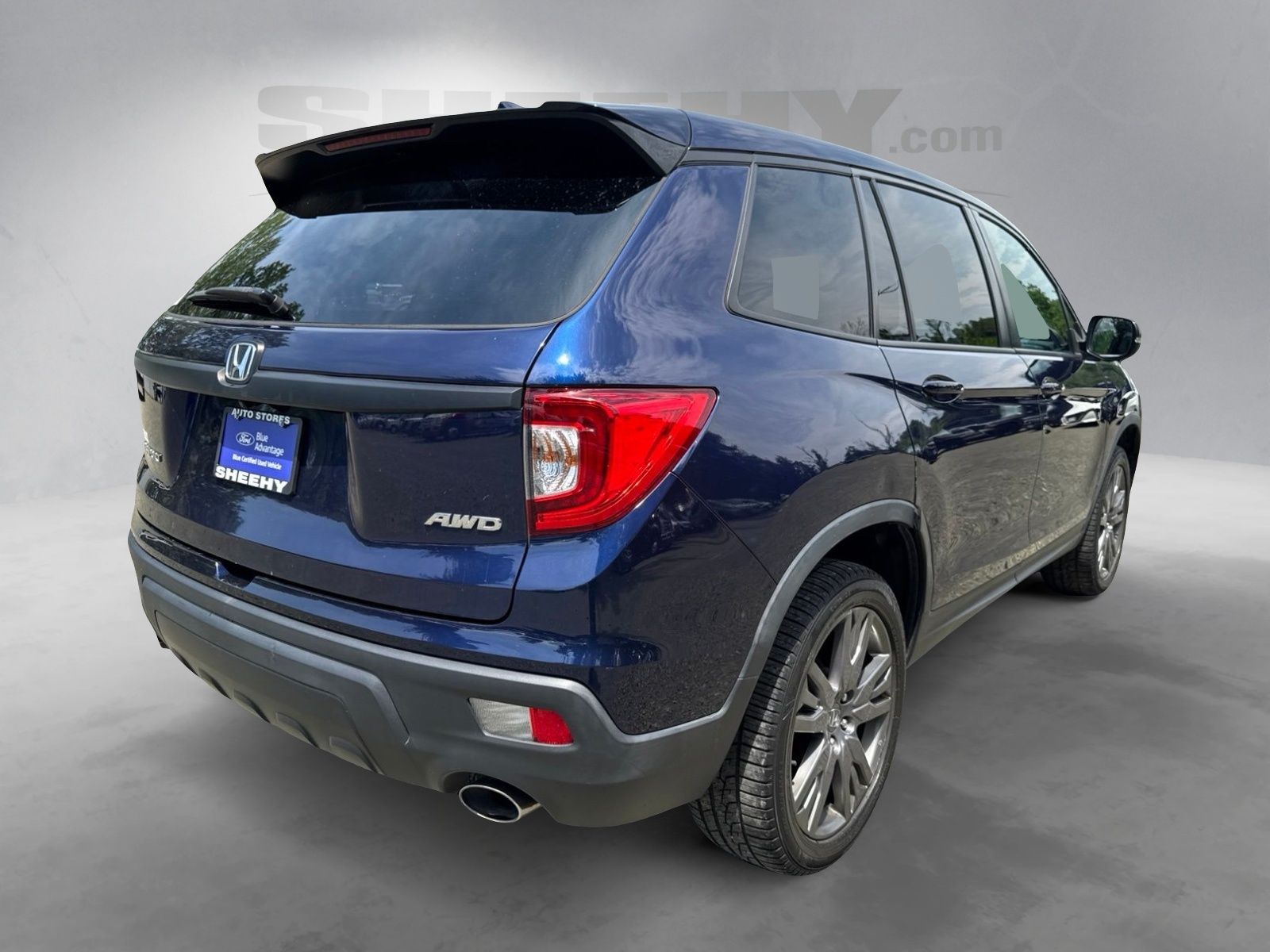 Used 2020 Obsidian Blue Pearl Honda EX-L image 12