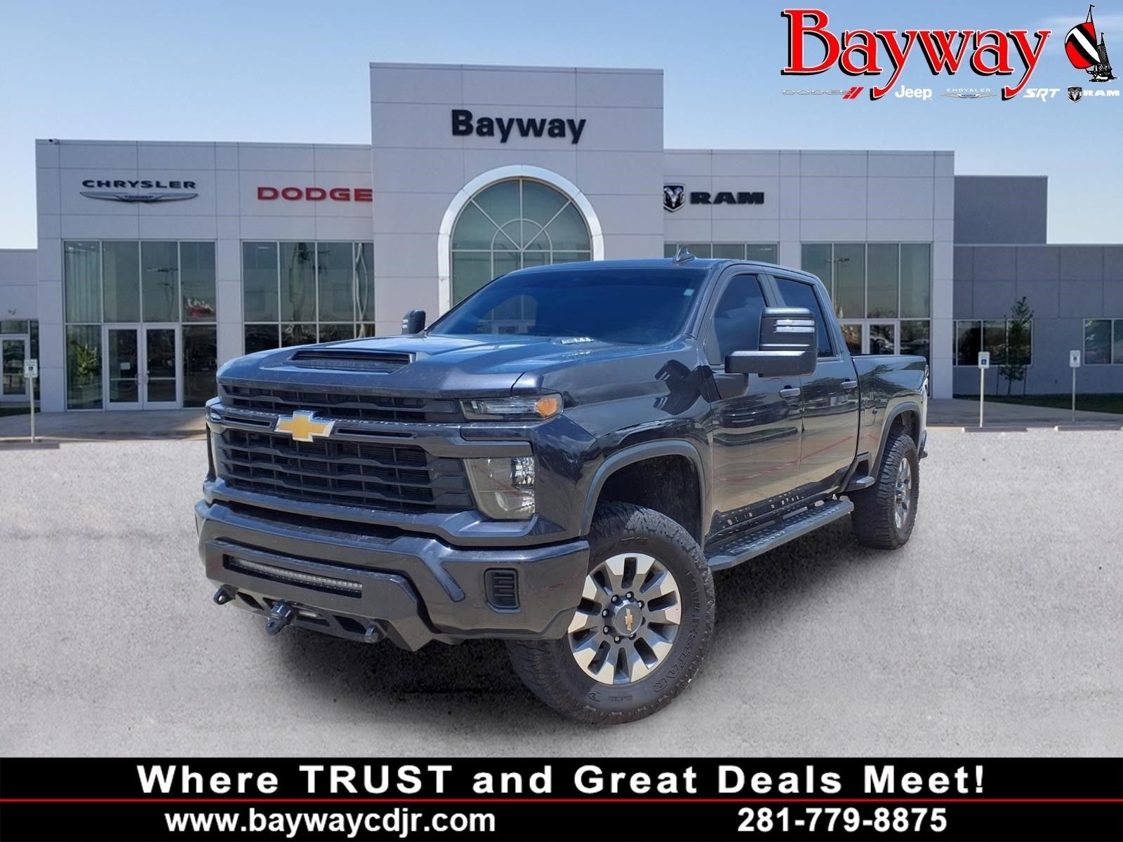 2024 Chevrolet Silverado 2500HD Custom Crew Cab 4WD