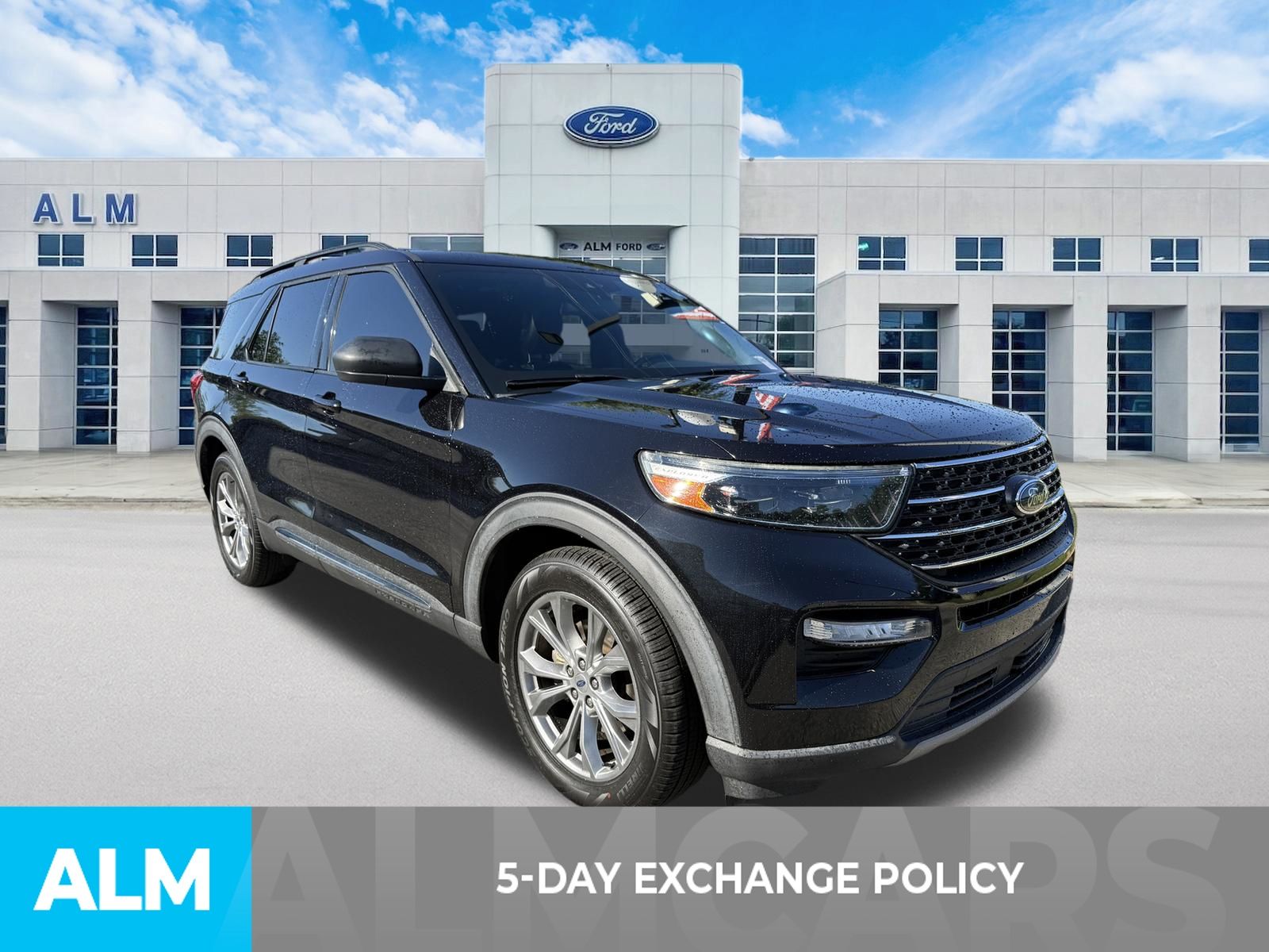Used 2020 Agate Black Metallic Ford XLT image 3