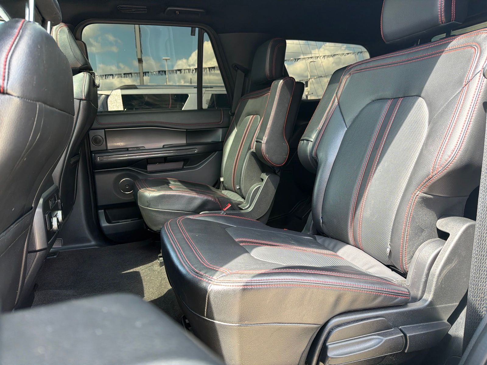 2021 Ford Expedition Limited - 11
