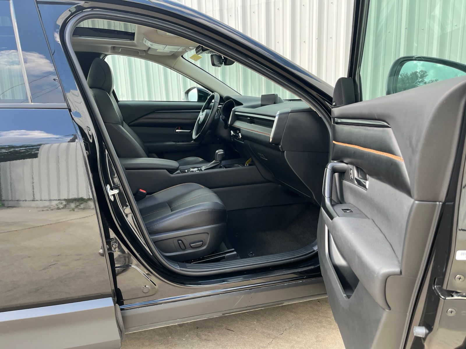 Used Car 2025 Mazda Cx-50 Hybrid  Premium Plus For Sale Under $35,000 In Austin, Texas