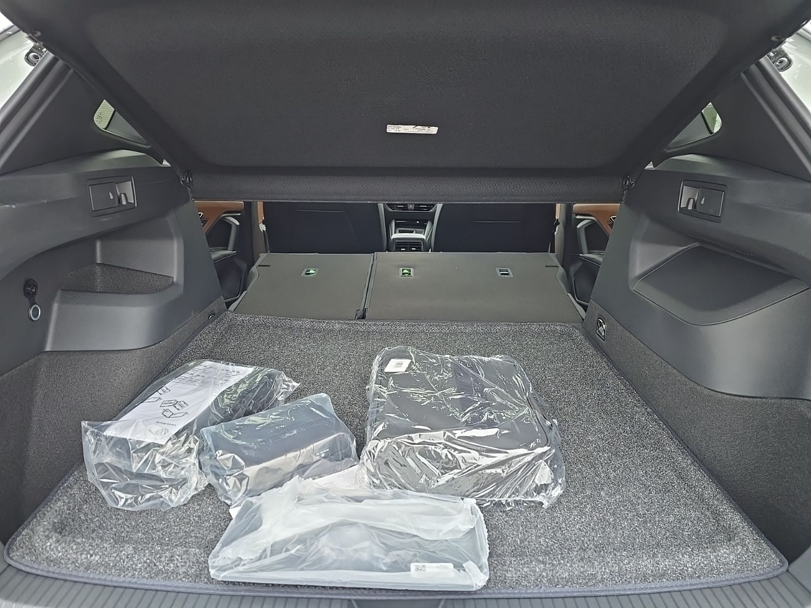 used 2026 Volkswagen Tiguan car, priced at $42,800