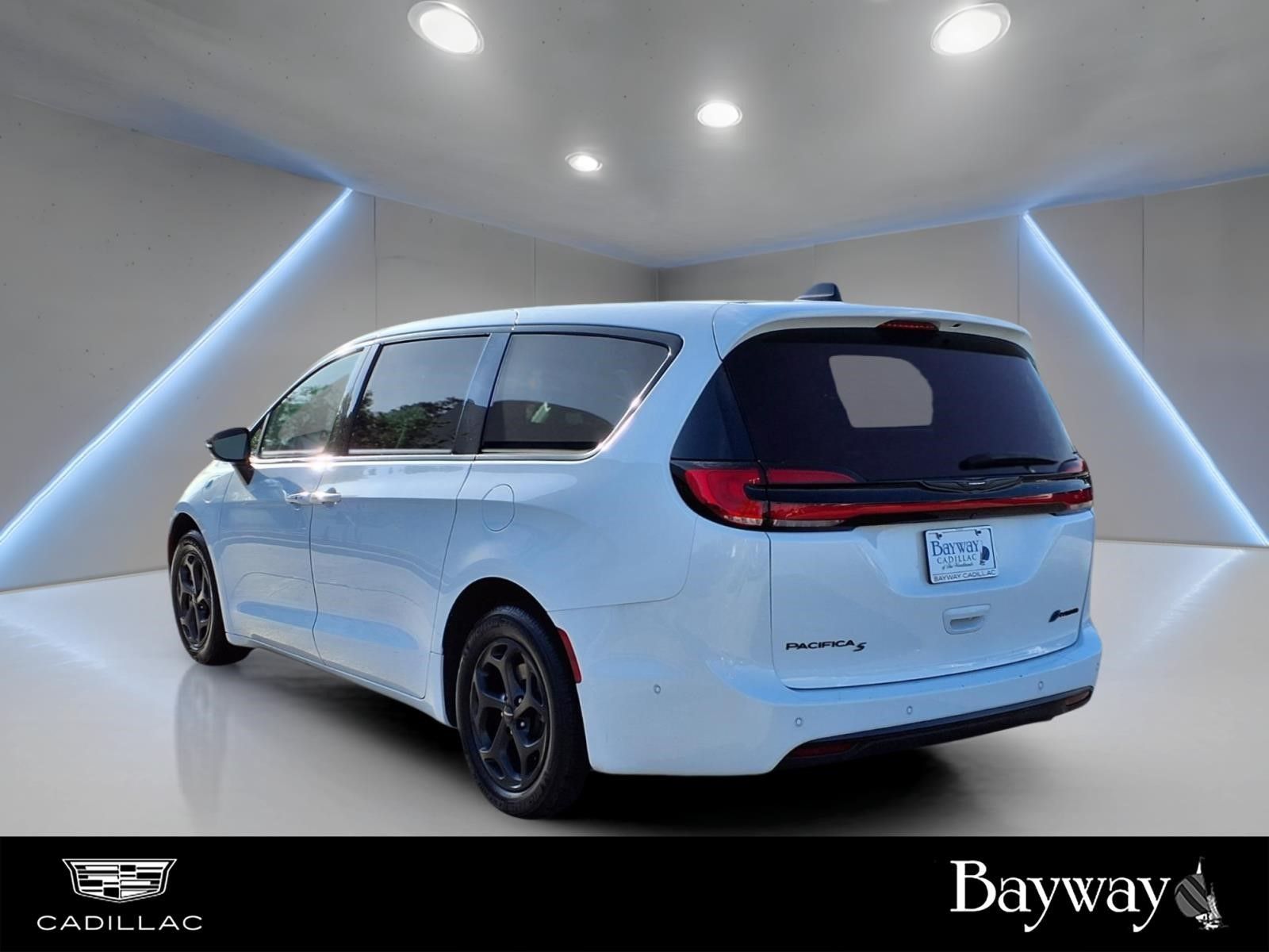 2024 Chrysler Pacifica Hybrid Select S Appearance - 7