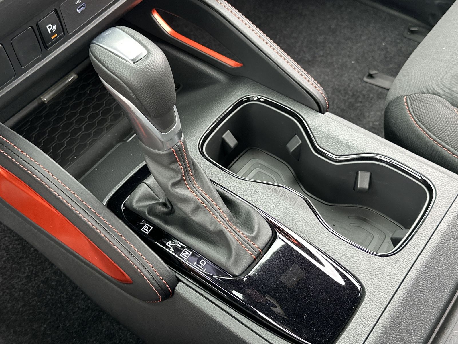 2025 Nissan Frontier PRO-4X photo 10