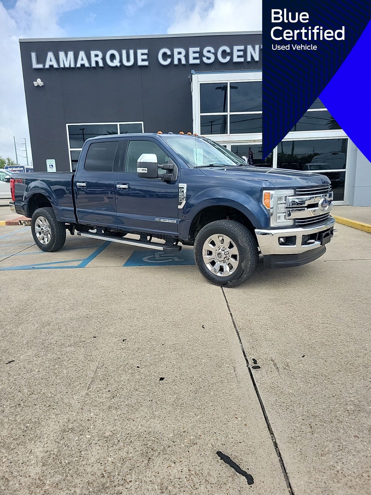 Blue Jeans Metallic 2017 Ford F-250 Super Duty Lariat Crew Cab 4WD Pickup Truck Four-Wheel Drive 6-Speed Automatic