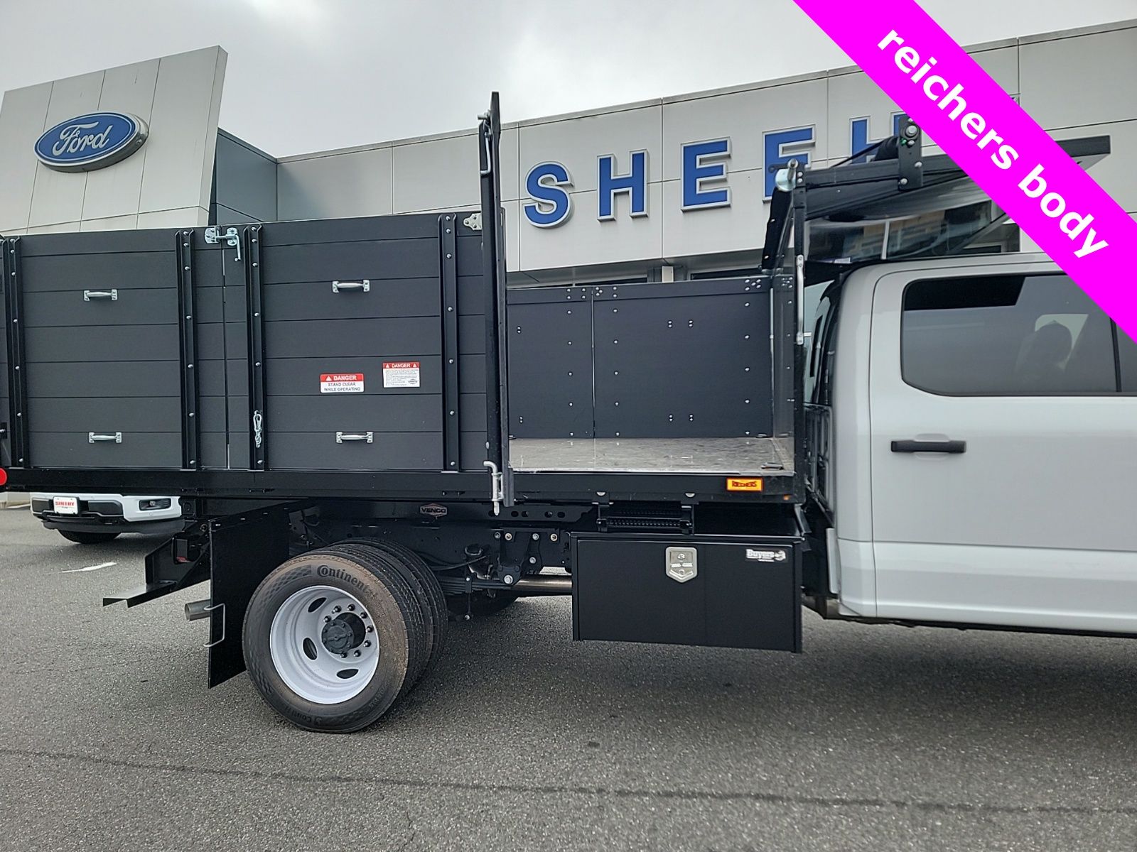 New 2025 Oxford White Ford XL DUMP image 6