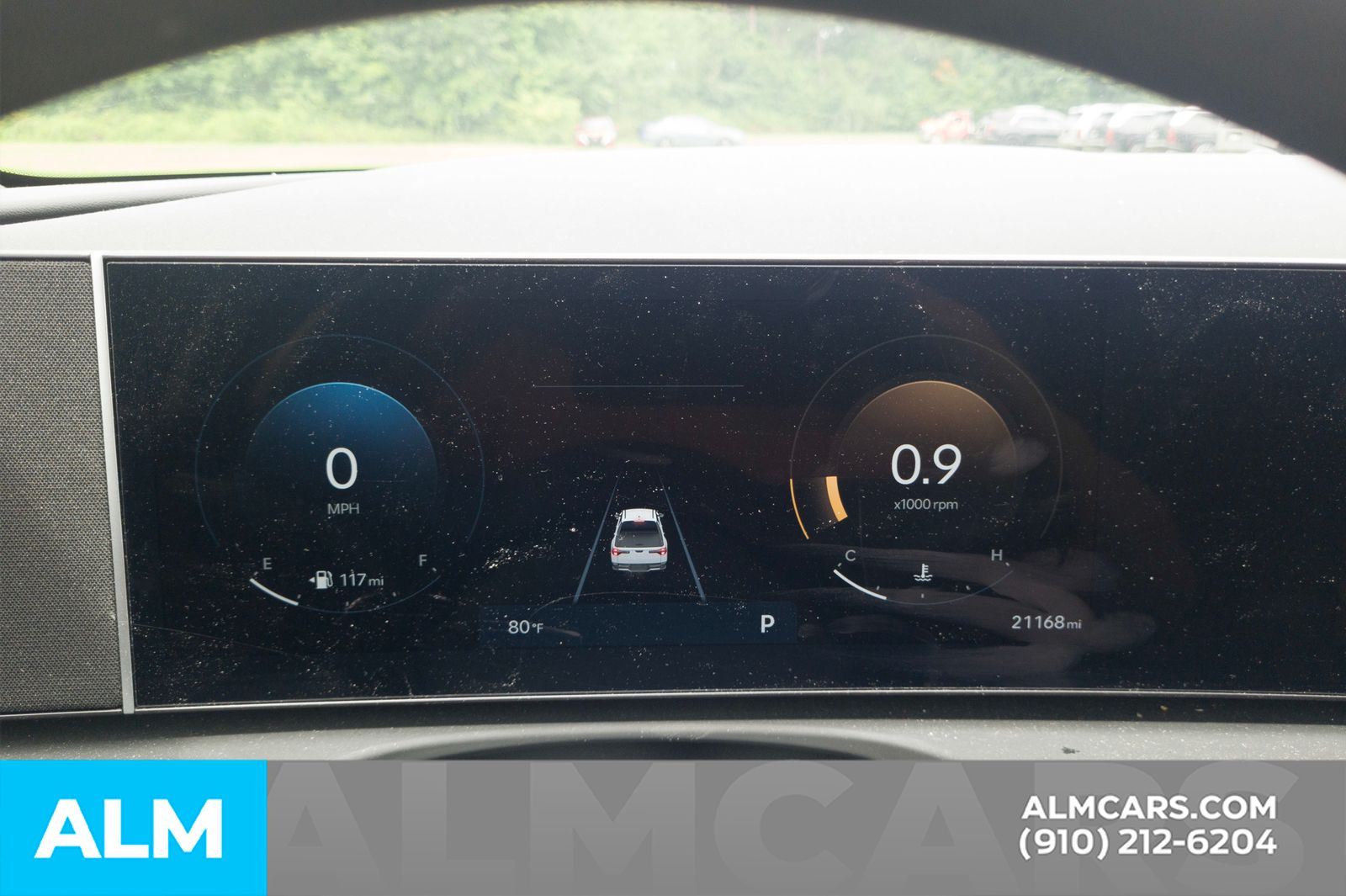 Used 2025 White Hyundai SEL image 12