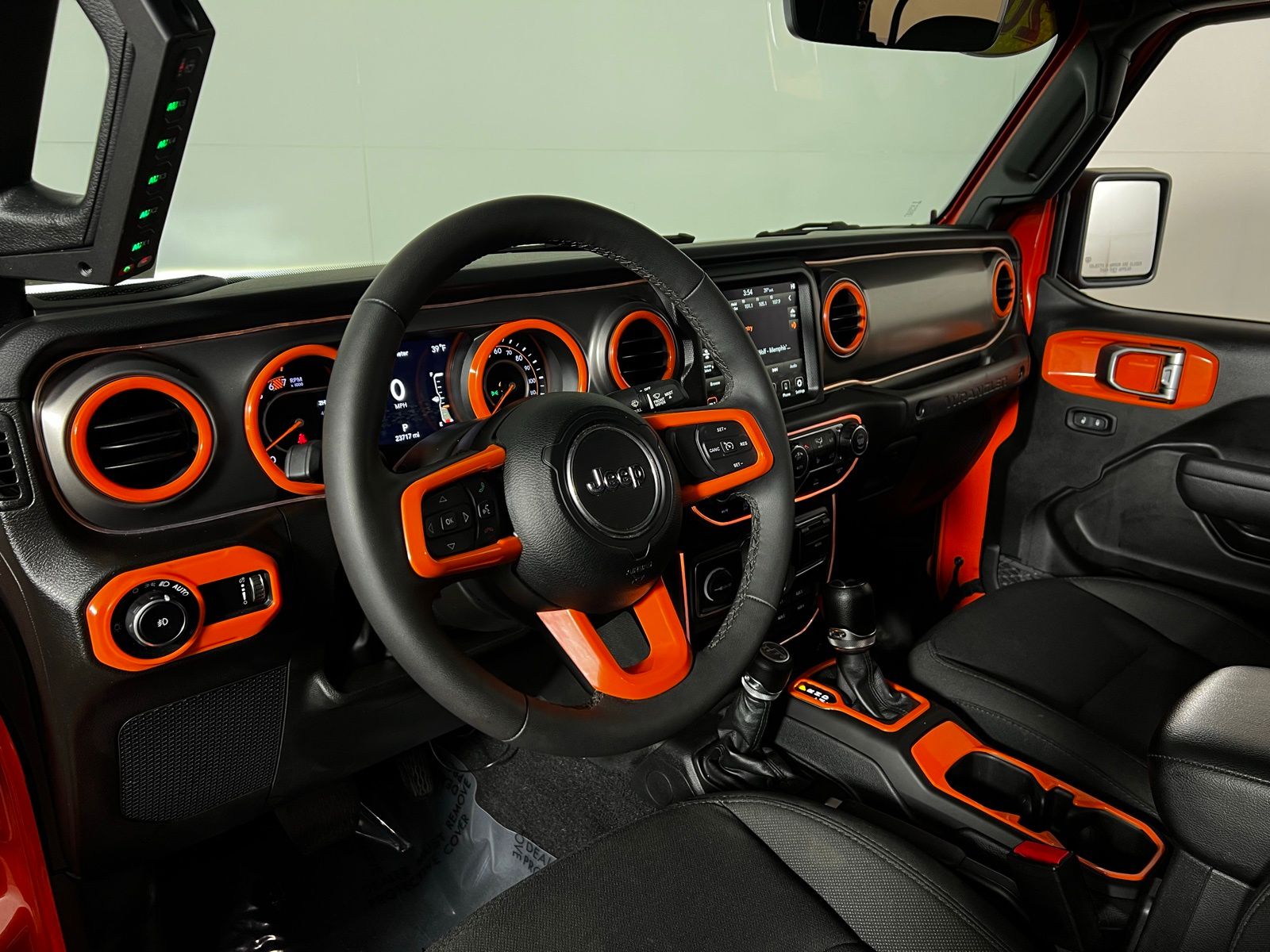 Thumbnail: 2023 Jeep Wrangler - 13