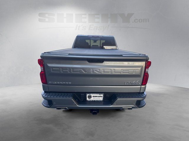 Used 2024 Gray Chevrolet High Country image 10