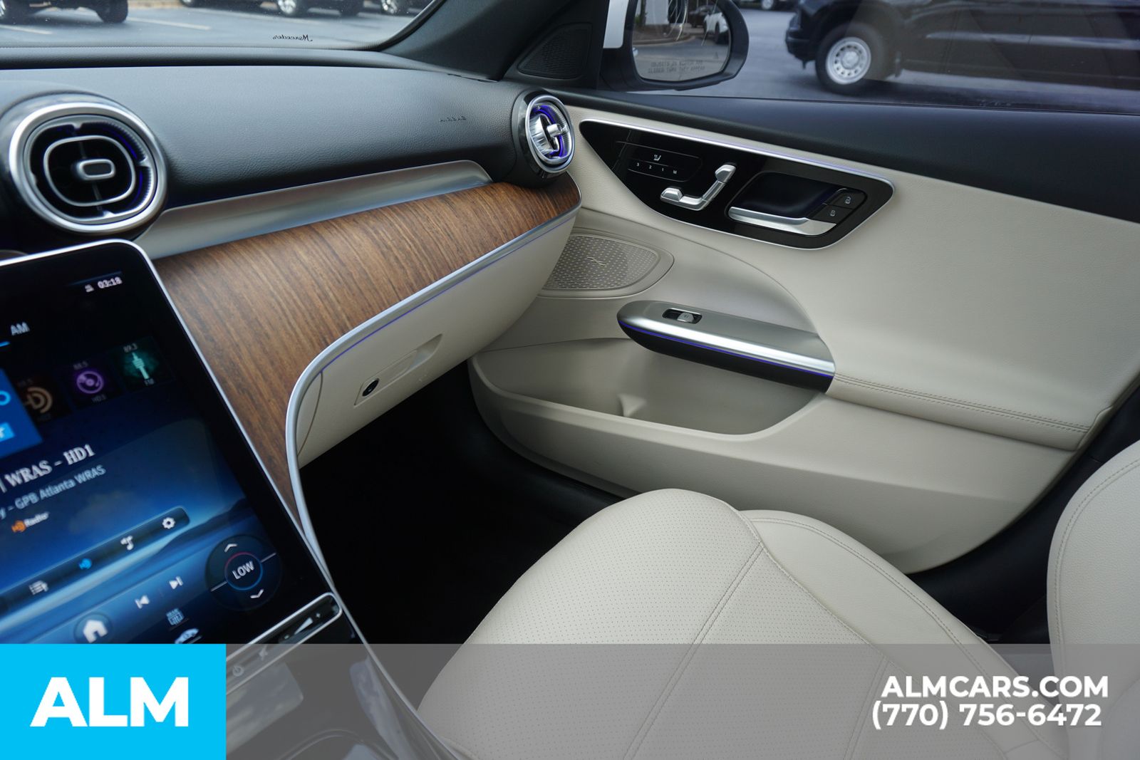 Used 2023  Mercedes-Benz C 300 image 46