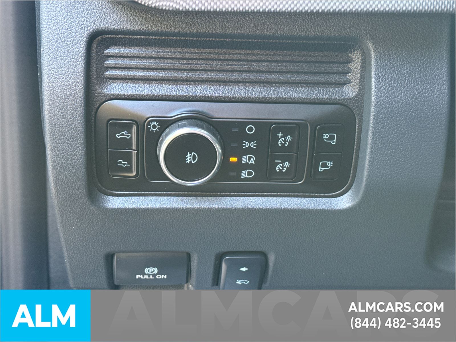 Used 2025 Gray Ford Platinum image 38
