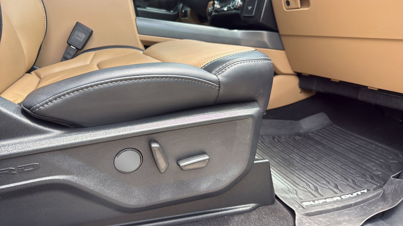 Used Car 2025 Ford F-250sd  Lariat For Sale Under $80,000 In Austin, Texas