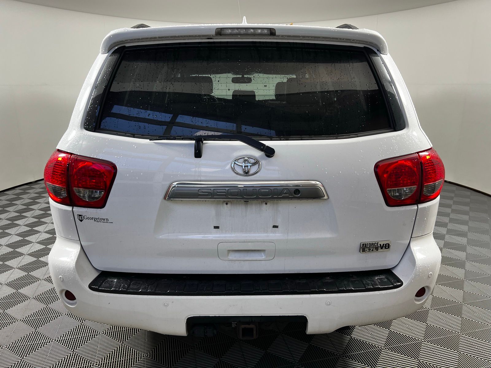Thumbnail: 2015 Toyota Sequoia - 6