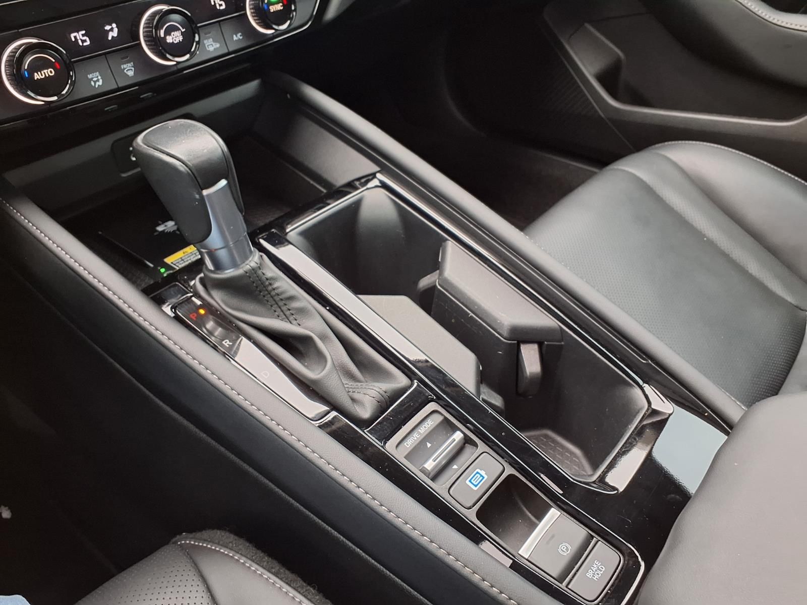 2023 Honda Accord Hybrid Touring  at Community Honda